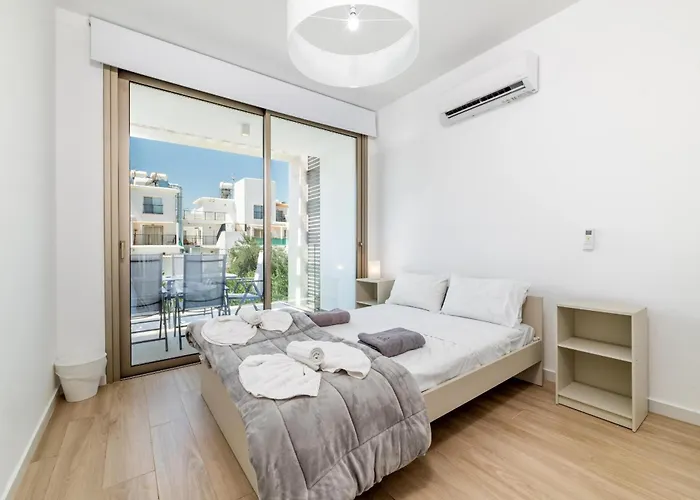 Villa Azure Seaview - Ruby Protaras